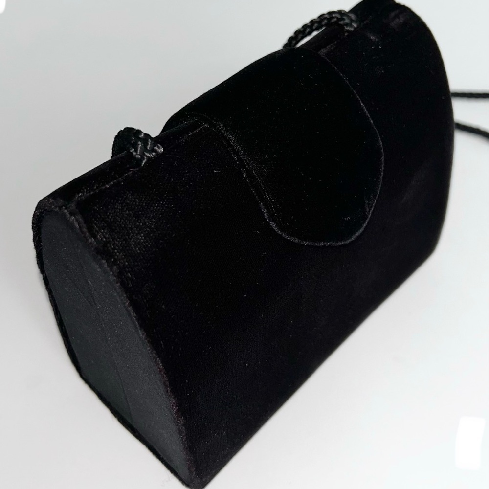 Mini Black Velvet Women's Shoulder Bag - Picture 2 of 5